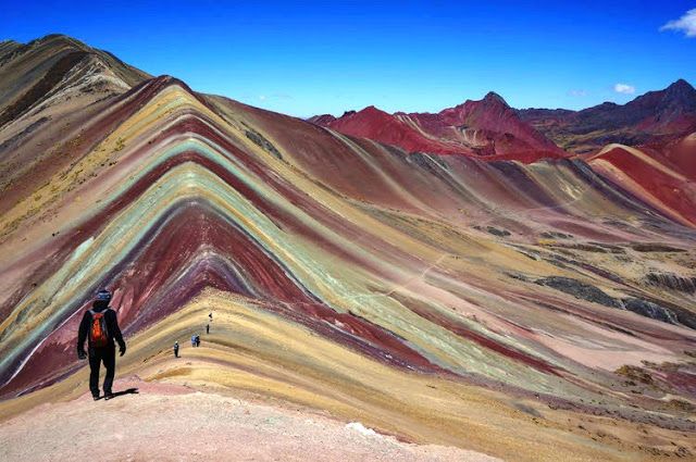 Montaña colores-Inca Trail Land